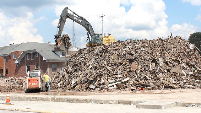 ضایعات ساختمانی و بازیافت آن ها