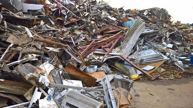 How much is the price per kilo of scrap iron?